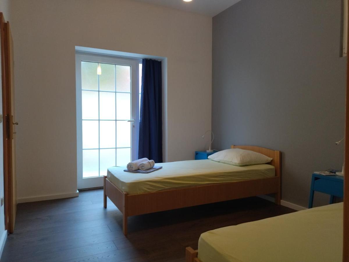 Holiday Home With Free Parking By The Beach Brela Exteriér fotografie