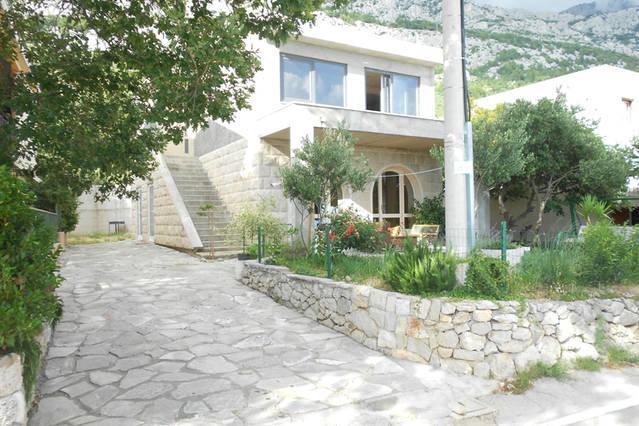 Holiday Home With Free Parking By The Beach Brela Pokoj fotografie